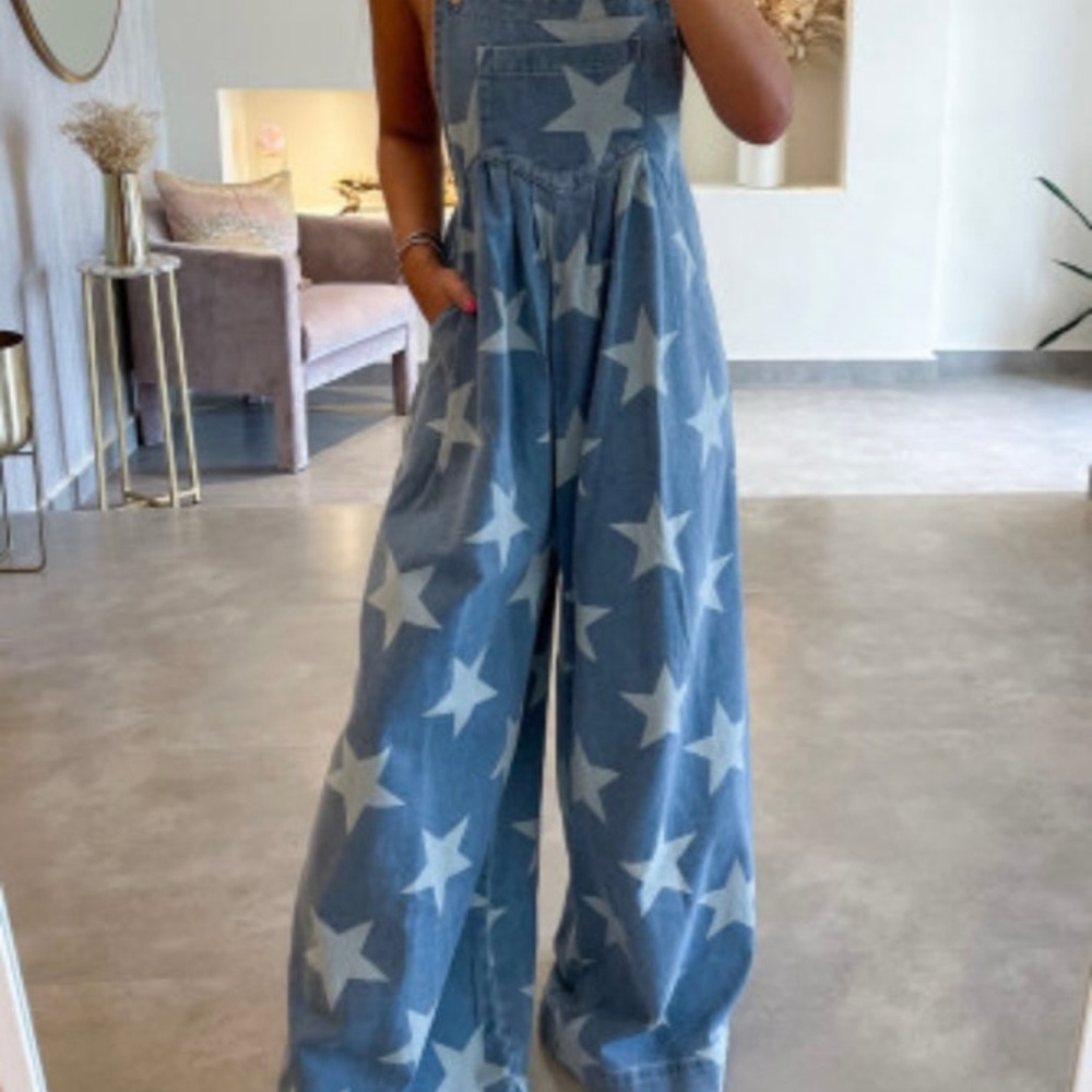 Women's Blue Star-Patterned Denim Overalls Light weight denim 🔥 LAST PAIR🔥LARGE